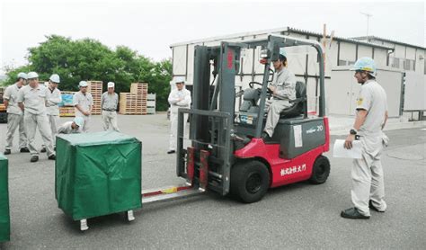 倉庫 大門|株式会社大門｜一般区域貨物運送業｜国内梱包｜輸出 